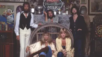 Backdrop to the movie "The Thousand and One Musical Lives of Fleetwood Mac" #736645
