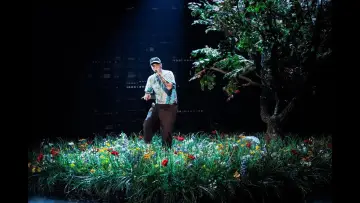Backdrop to the movie "CASPER - ALLES WAR SCHÖN UND NICHTS TAT WEH - DAS KOMPLETTE ALBUM LIVE AUS BERLIN" #1163047
