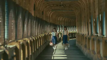 Backdrop to the movie "Girl" #774933