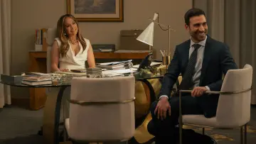 Backdrop to the movie "Office Romance" #828063