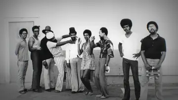 Backdrop to the movie "Earth, Wind & Fire (To Be Celestial vs. That