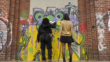 Backdrop to the movie "Hidden Face" #735889