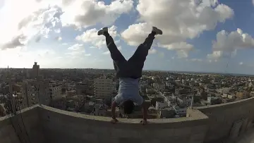 Backdrop to the movie "Yalla Parkour" #935460