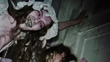Backdrop to the movie "V/H/S/Halloween" #579753