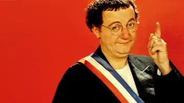Backdrop to the movie "Coluche, la véritable histoire d