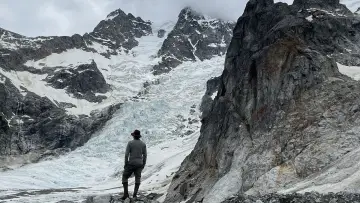 Backdrop to the movie "Chaos Glacier Country" #735667