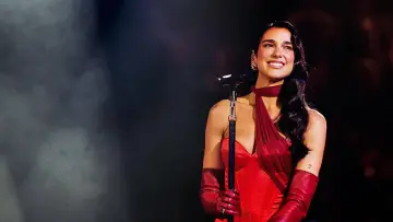 Backdrop to the movie "An Evening with Dua Lipa" #681970