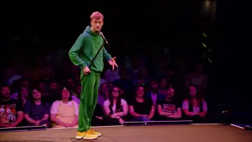 Backdrop to the movie "James Acaster: Hecklers Welcome" #681925