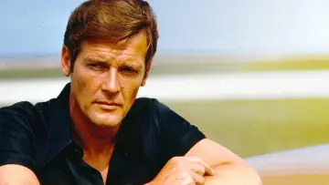 Backdrop to the movie "From Roger Moore with Love" #704275