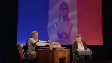 Backdrop to the movie "Poiret Serrault - Extraits extra" #1152946