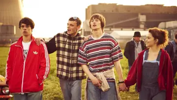Backdrop to the movie "Spike Island" #1043455