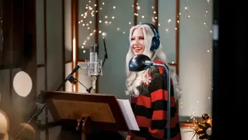 Backdrop to the movie "A Carpool Karaoke Christmas" #678409