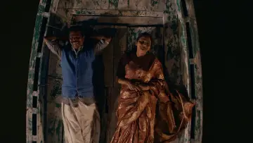 Backdrop to the movie "Chinna Chinna Aasai" #1201289