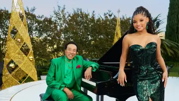 Backdrop to the movie "A Motown Christmas" #1172488