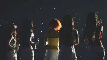 Backdrop to the movie "(G)I-DLE WORLD TOUR [iDOL] IN CINEMAS" #1175433