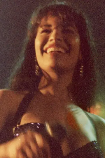 Poster to the movie "Selena y Los Dinos: A Family