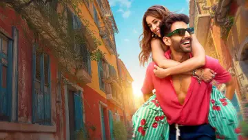 Backdrop to the movie "Tu Meri Main Tera Main Tera Tu Meri" #555171
