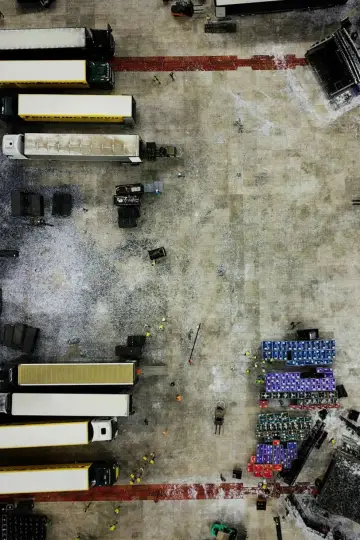 Poster to the movie "Rammstein - Behind The Scenes of the World Stadium Tour" #1164905