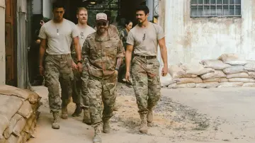 Backdrop to the movie "Brothers Under Fire" #815041