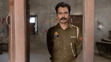 Backdrop to the movie "Raat Akeli Hai - The Bansal Murders" #603870