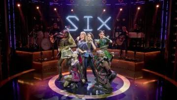 Backdrop to the movie "SIX: The Musical Live!" #847129