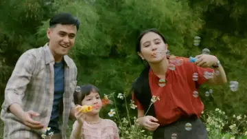 Backdrop to the movie "Patah Hati Yang Kupilih" #539007