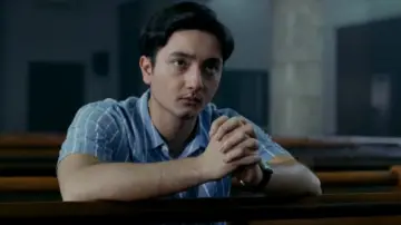 Backdrop to the movie "Patah Hati Yang Kupilih" #539020