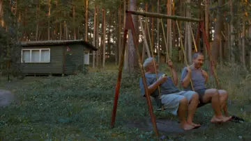 Backdrop to the movie "The Visitor" #980032