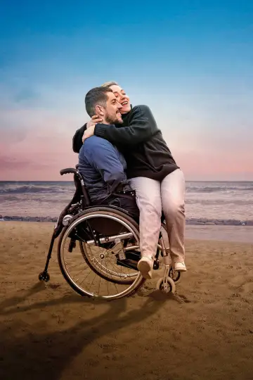 Poster to the movie "Into the Blue" #1524260