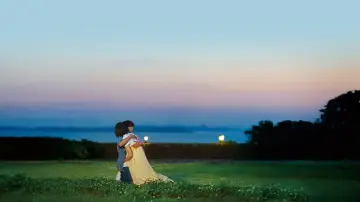Backdrop to the movie "Taste and Tears" #576590