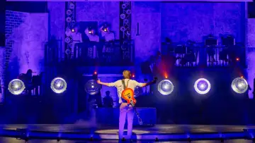 Backdrop to the movie "Hadestown: The Musical" #975538
