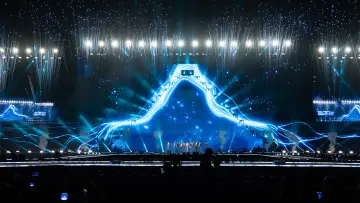 Backdrop to the movie "SEVENTEEN [RIGHT HERE] WORLD TOUR IN CINEMAS" #981841
