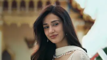 Backdrop to the movie "Awarapan 2" #972265