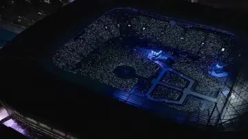 Backdrop to the movie "SuperTurnê: The First and Last Night" #922362