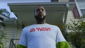 Backdrop to the movie "The Grinch That Stole B*tches" #919990