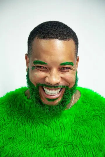 Poster to the movie "The Grinch That Stole B*tches" #920000