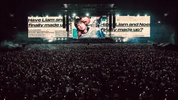 Backdrop to the movie "Oasis: Don