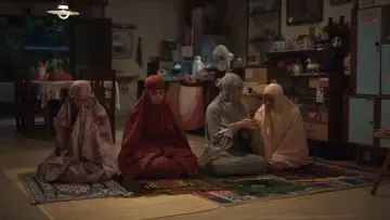 Backdrop to the movie "Andai Ibu Tidak Menikah Dengan Ayah" #787470