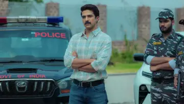 Backdrop to the movie "Ghooskhor Pandat" #734193