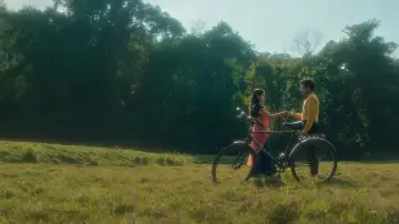 Backdrop to the movie "Agnyathavasi" #981057