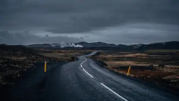 Backdrop to the movie "Islandia" #1569416