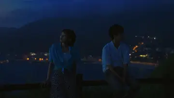 Backdrop to the movie "Two Seasons, Two Strangers" #797721