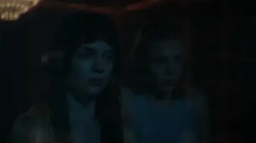 Backdrop to the movie "Her Private Hell" #1192853