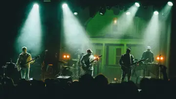 Backdrop to the movie "American Football (Live in Los Angeles)" #940856