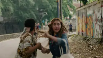 Backdrop to the movie "Check Out Sekarang, Pay Later (Caper)" #921885