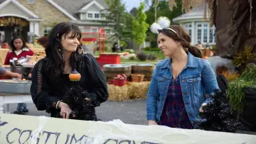 Backdrop to the movie "Haul Out the Halloween" #979684