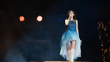 Backdrop to the movie "2024 IU HEREH WORLD TOUR CONCERT IN SEOUL" #871969