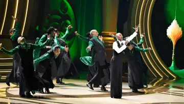 Backdrop to the movie "Wicked: One Wonderful Night" #626788
