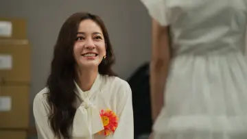 Backdrop to the movie "Sunshine Women