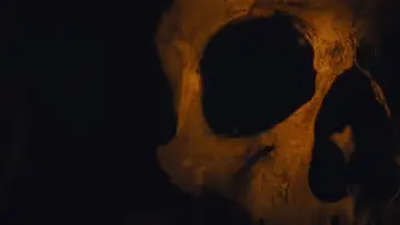Backdrop to the movie "Queens of the Stone Age: Alive in the Catacombs" #940696